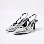 Damskie czółenka slingback na niskim obcasie – srebrne, sprzączki – zdjęcie 1