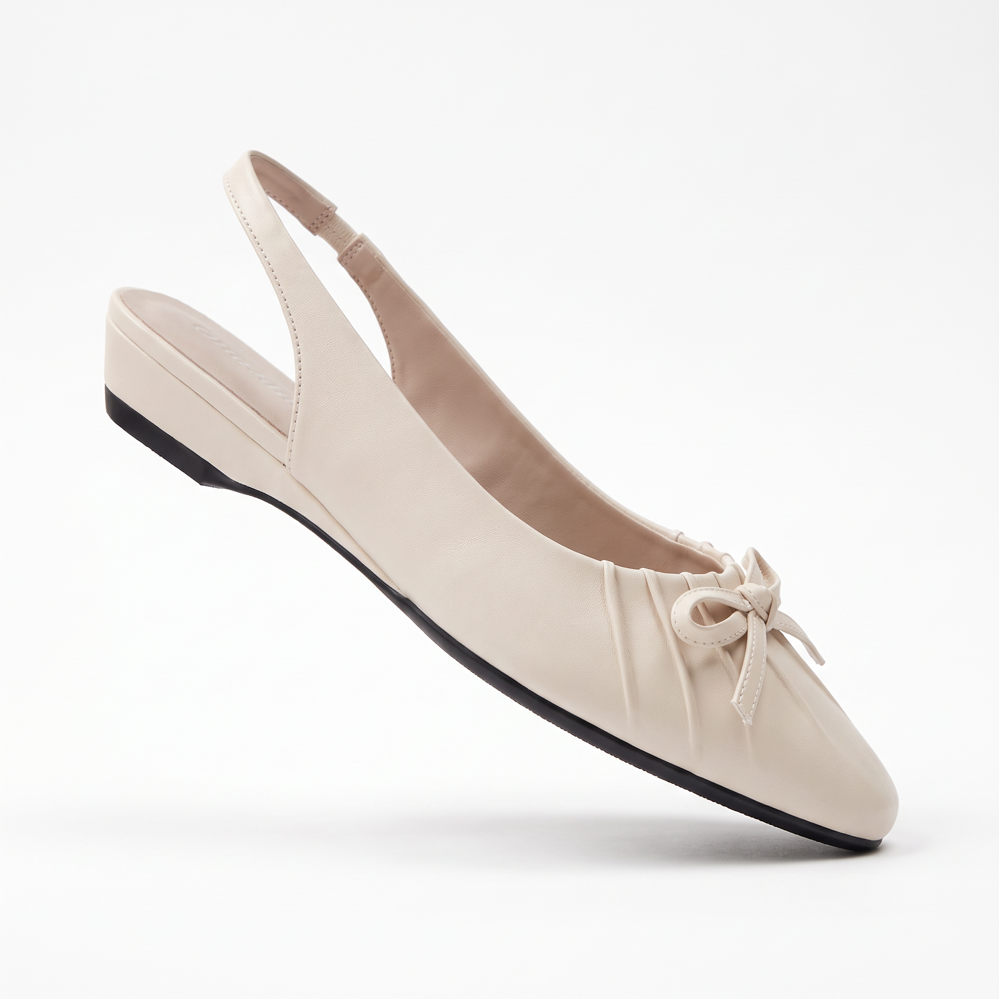 Damskie czółenka slingback z kokardą – beżowe, niski obcas – zdjęcie 6