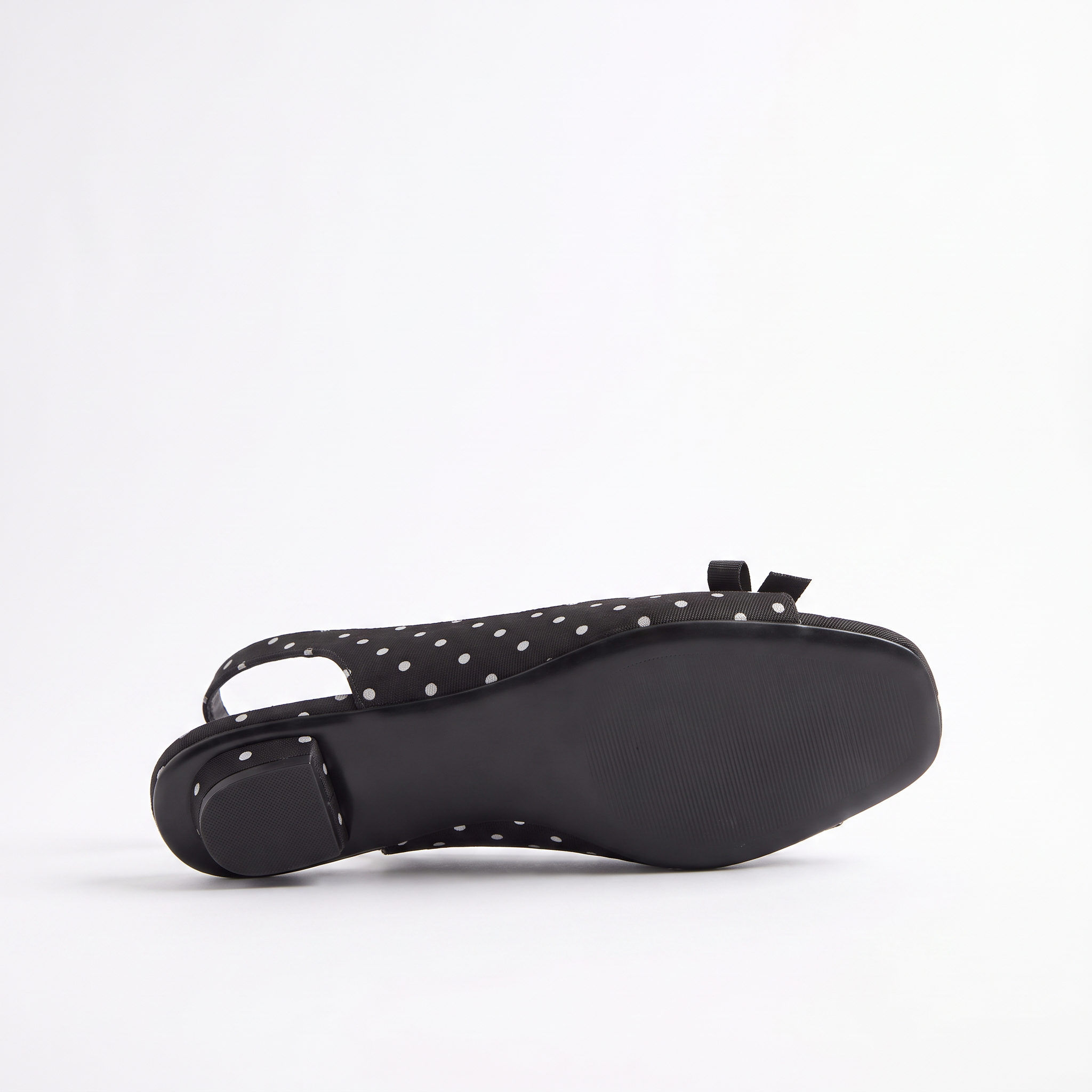 Damskie sandały peep toe w groszki – czarne z kokardą – zdjęcie 5