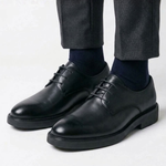 Męskie buty derby – eleganckie, sznurowane, z gumową podeszwą – zdjęcie 2
