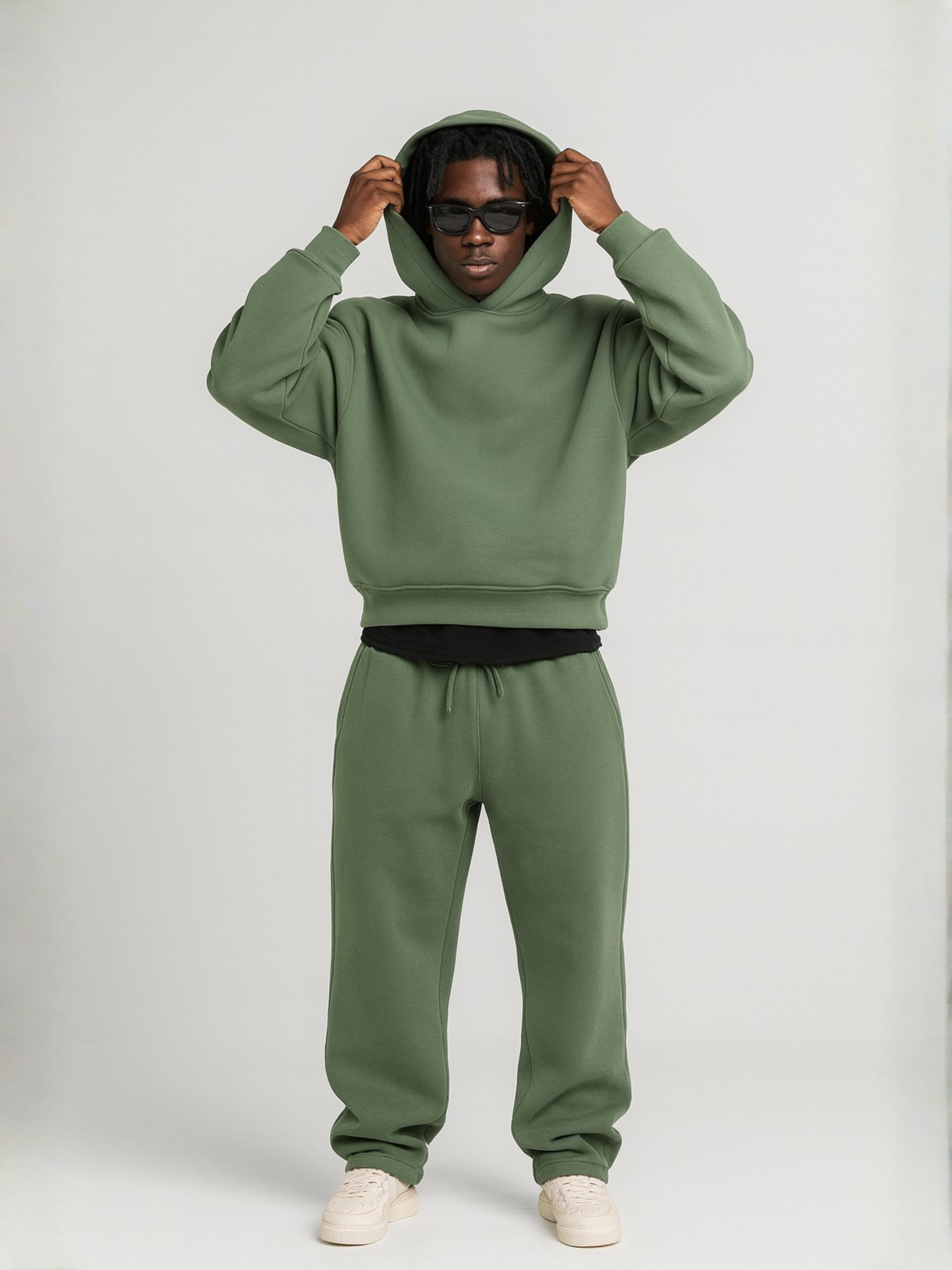 Męski dres oversize – bluza z kapturem i spodnie jogger – Zielony wojskowy