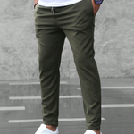 Męskie spodnie slim fit ze sznurkiem w pasie – zwężany krój – Zielony wojskowy