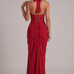 Sukienka maxi halter – drapowanie i wysokie rozcięcie – zdjęcie 9