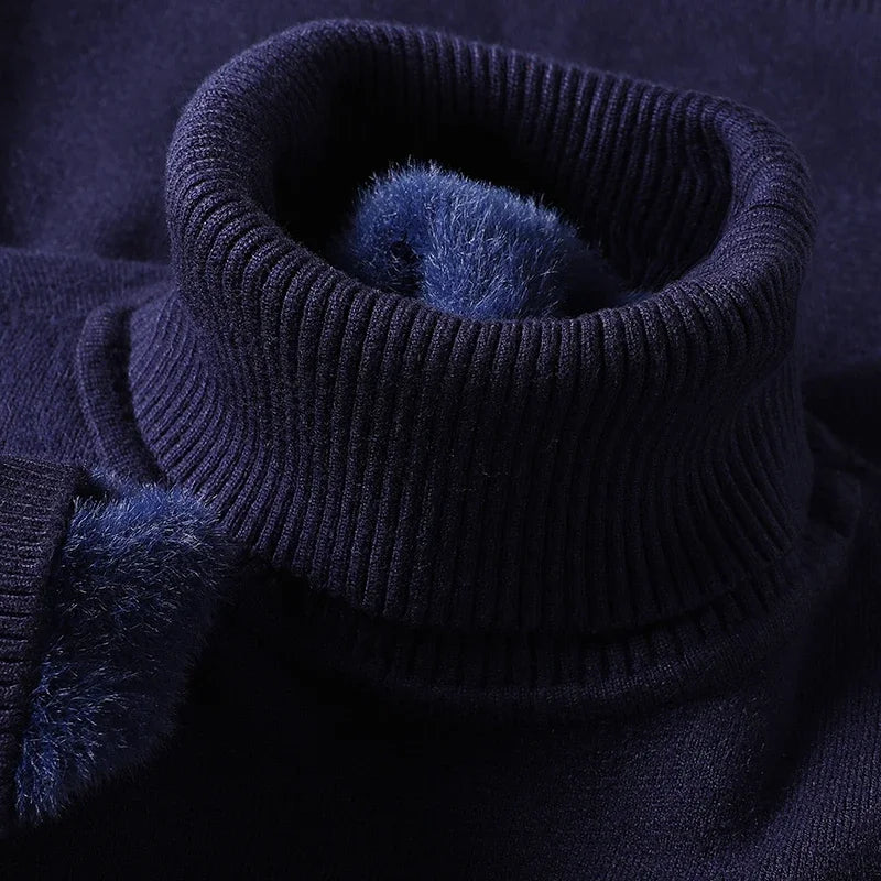 Męski sweter z golfem – klasyczny, dopasowany krój – zdjęcie 10